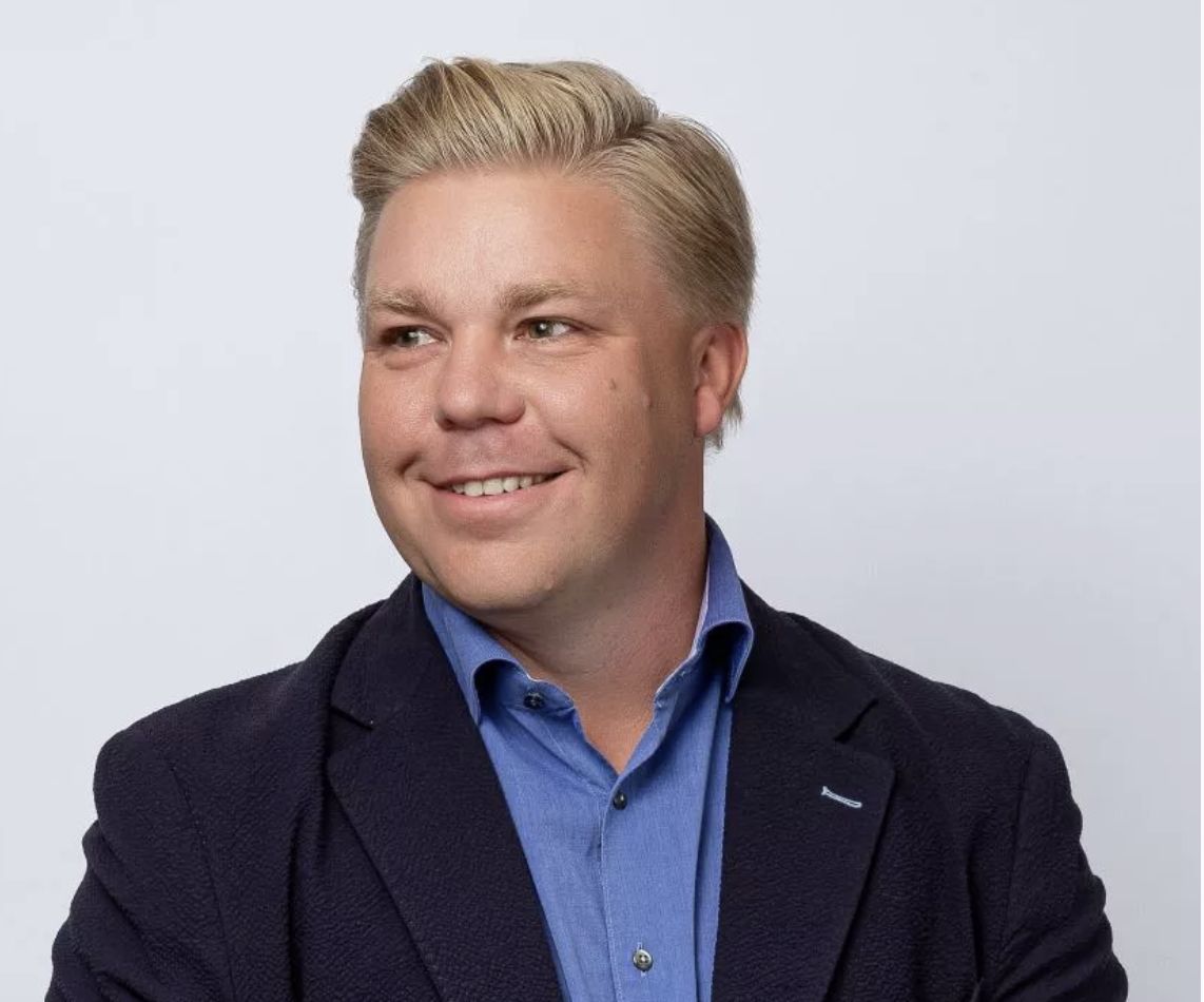 Syno’s Per-Erik Kärnekull talks with Lisa Henning